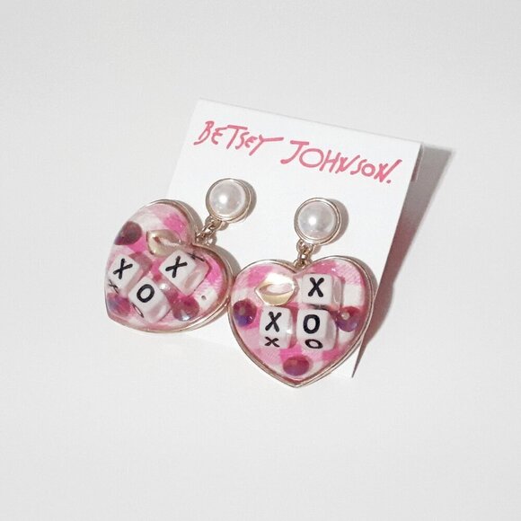 NWT Betsey Johnson XOXO heart & lip love drop earrings - Picture 3 of 10